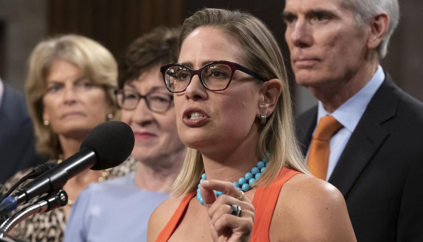 Kyrsten Sinema Husband, Past Affairs & Relationships